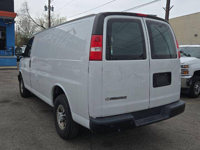 2018 Chevrolet Express 2500