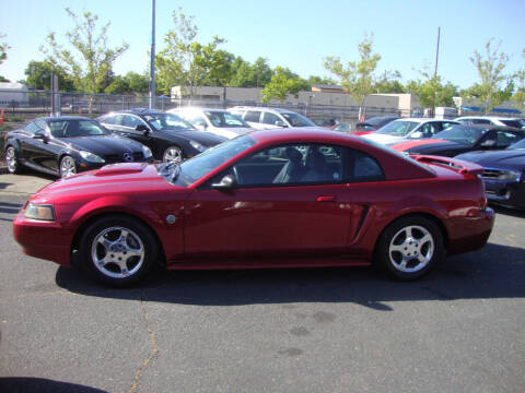 2004 Ford Mustang