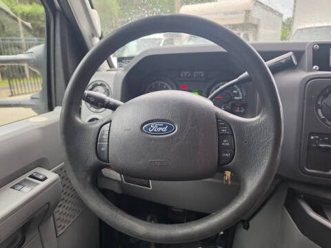 2019 Ford E-Series E-450 SD