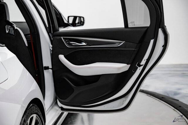 2024 Cadillac CT5-V Blackwing