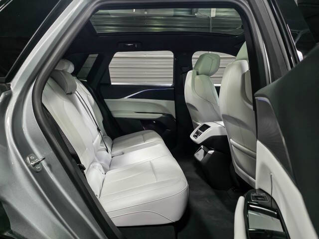 2024 Cadillac LYRIQ Sport 1