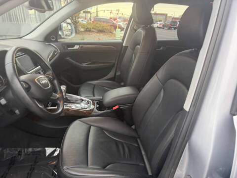 2016 Audi Q5 2.0T quattro Premium Plus