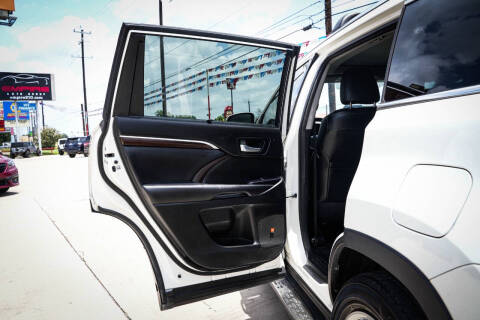 2015 Toyota Highlander Limited Platinum