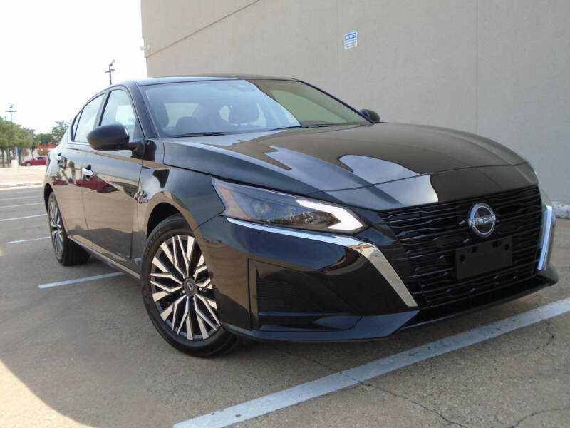 2024 Nissan Altima for sale at Avenue Auto Group in Dallas TX