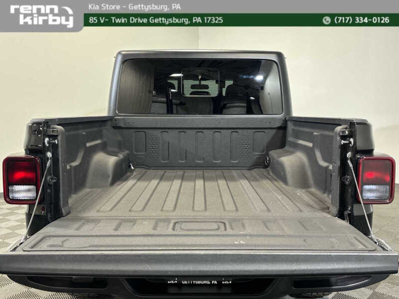 2022 Jeep Gladiator Willys