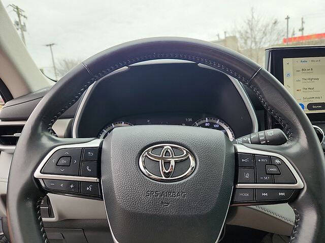 2023 Toyota Highlander L