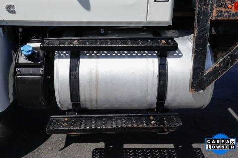 2019 International DuraStar 4300