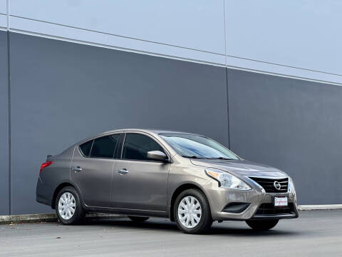 2017 Nissan Versa 1.6 SV
