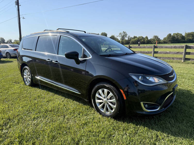 2017 Chrysler Pacifica Touring Plus