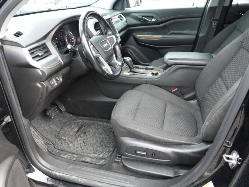 2019 GMC Acadia SLE-2