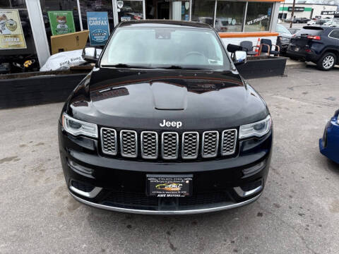 2017 Jeep Grand Cherokee Summit