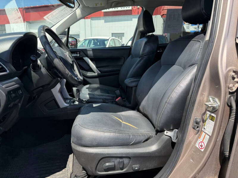 2016 Subaru Forester 2.5i Touring