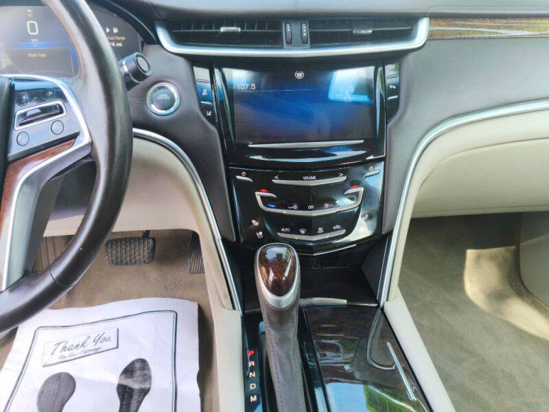 2013 Cadillac XTS Premium Collection