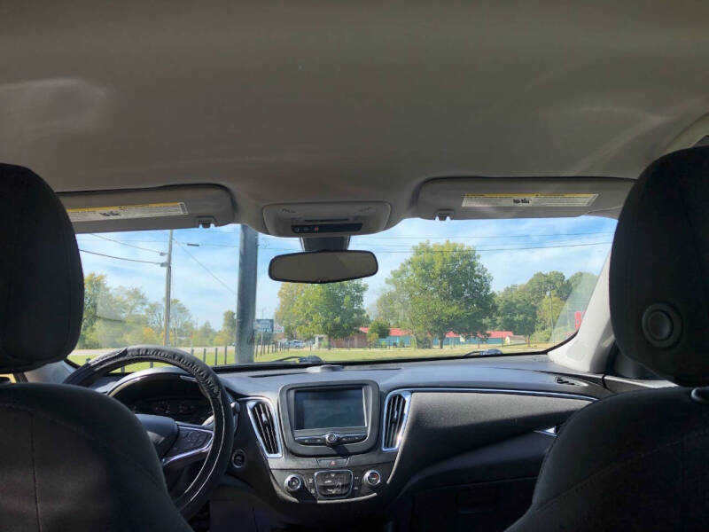 2017 Chevrolet Malibu LT