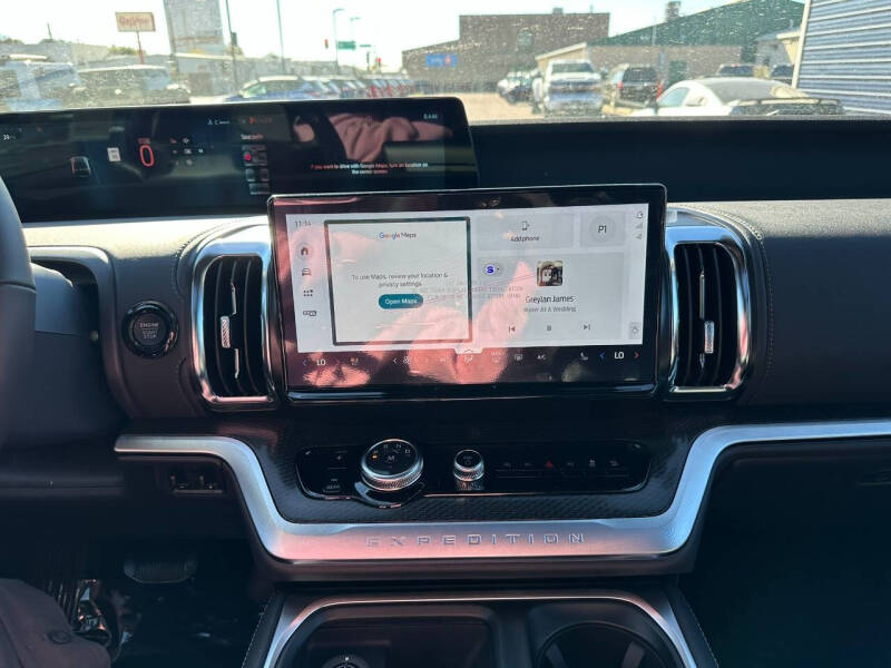 2025 Ford Expedition MAX Platinum