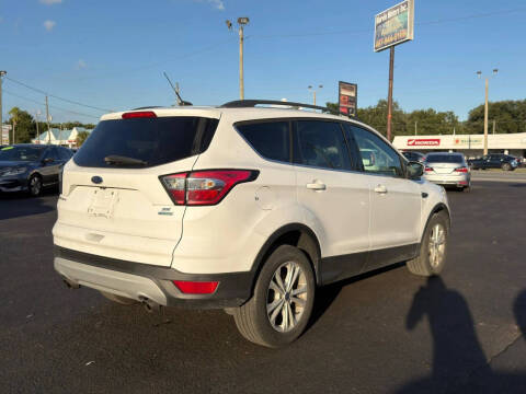 2018 Ford Escape SE