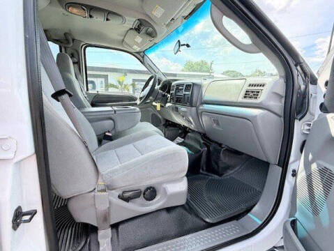 2003 Ford Excursion XLT