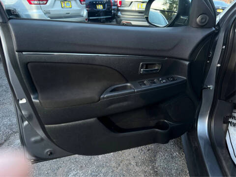 2016 Mitsubishi Outlander Sport ES