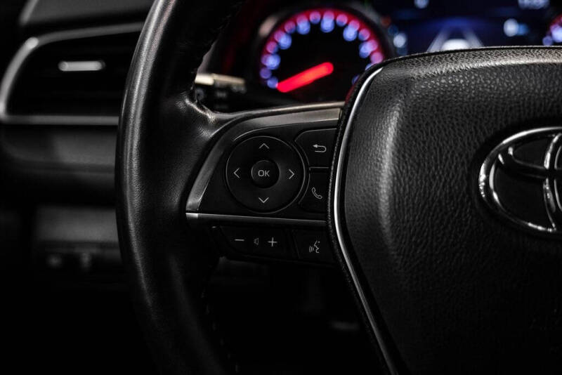 2020 Toyota Camry XSE