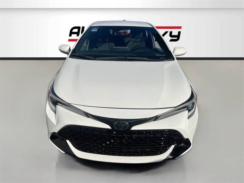 2024 Toyota Corolla Hatchback SE