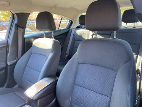 2017 Chevrolet Cruze LT Auto