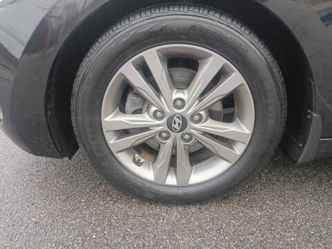 2018 Hyundai Elantra