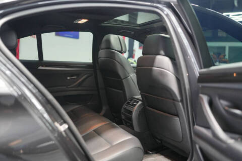 2012 BMW 5 Series 550i