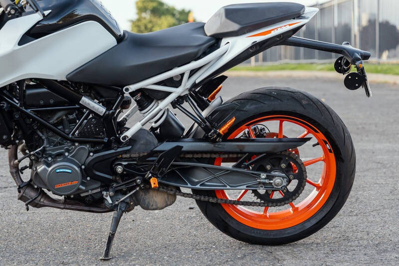 2021 KTM 200 Duke