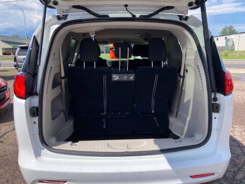 2017 Chrysler Pacifica Touring