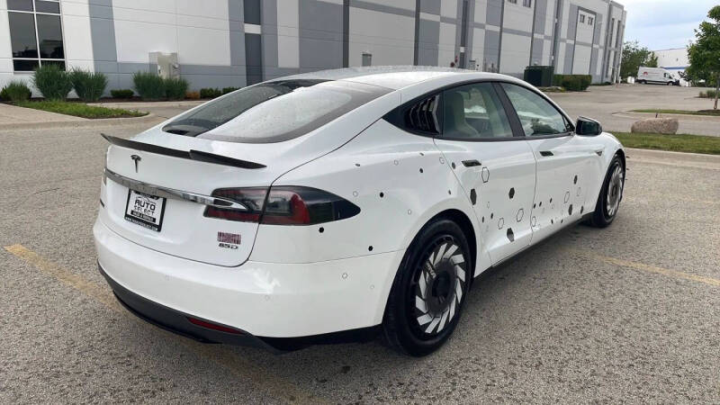 2015 Tesla Model S