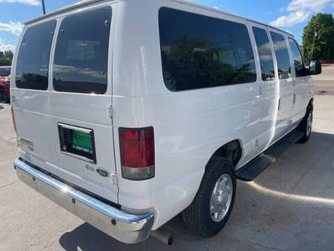 2011 Ford E-Series E-350 SD XLT