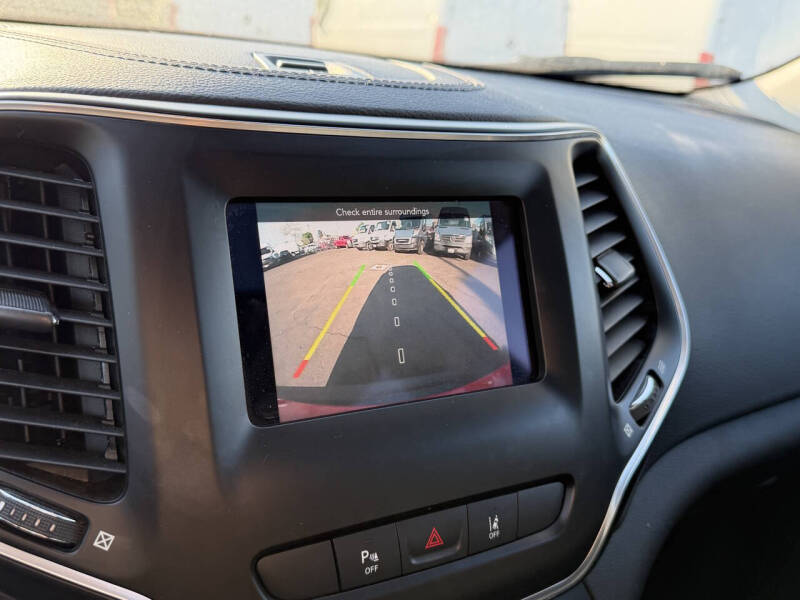 2021 Jeep Cherokee Latitude Plus
