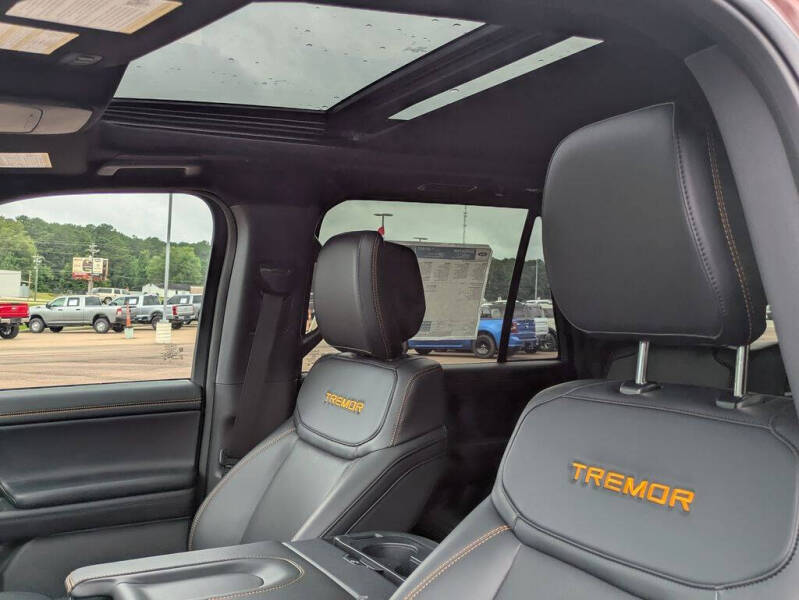 2027 Ford Expedition Tremor