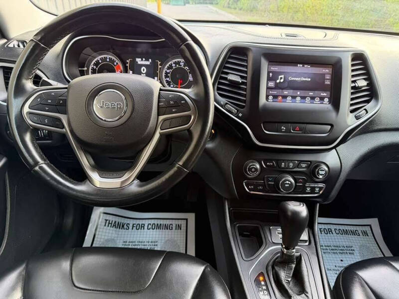 2019 Jeep Cherokee Latitude Plus
