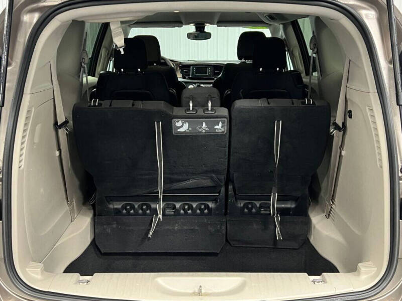 2017 Chrysler Pacifica LX