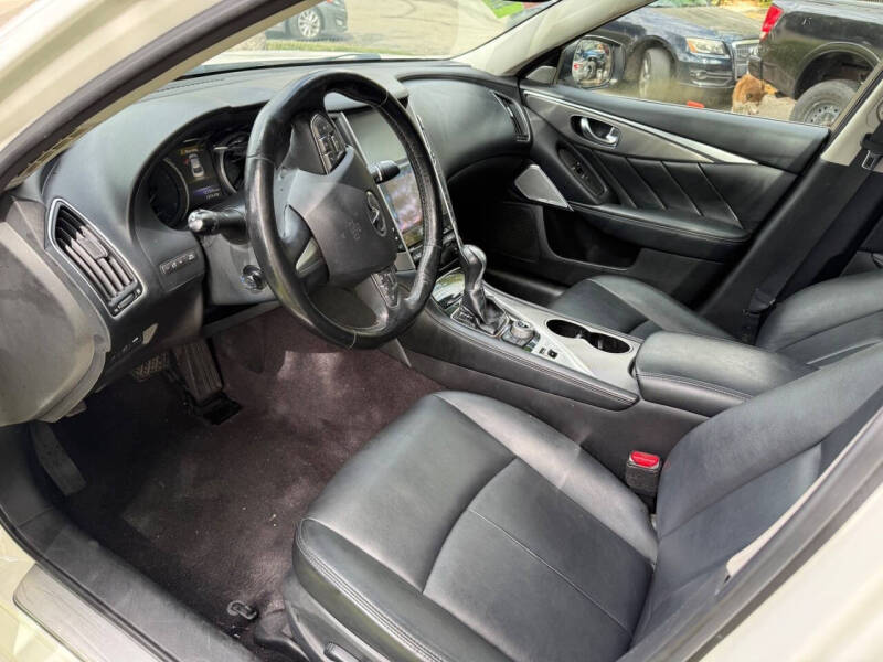 2017 Infiniti Q50 2.0T Premium