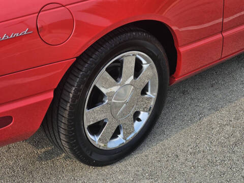 2002 Ford Thunderbird Deluxe