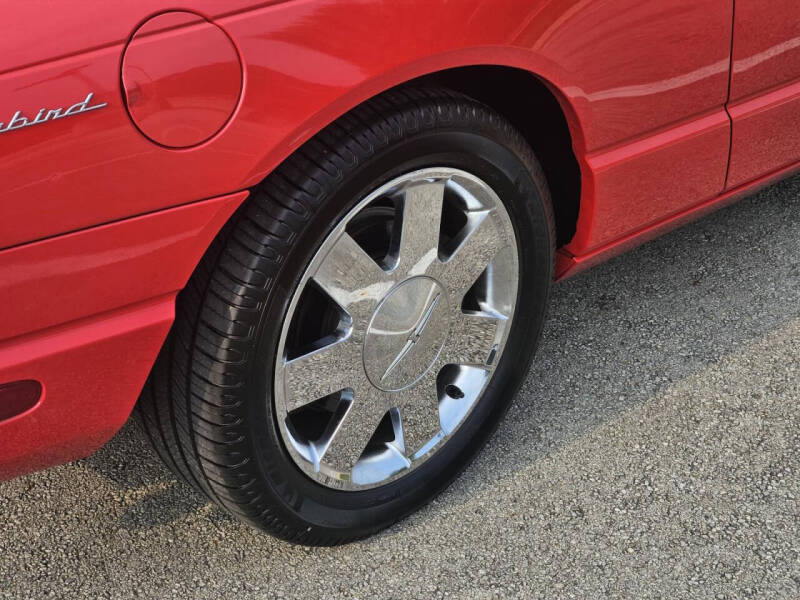 2002 Ford Thunderbird Deluxe