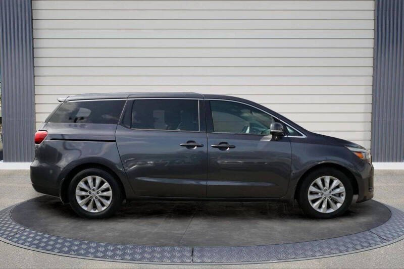 2015 Kia Sedona