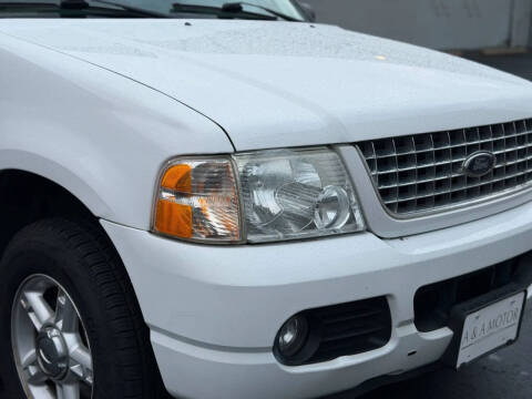 2005 Ford Explorer XLT