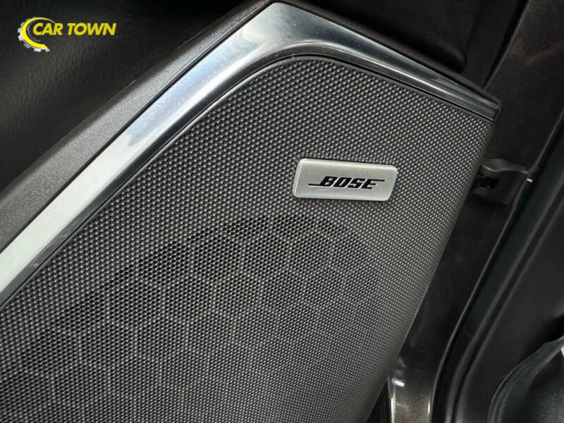 2016 Cadillac Escalade ESV Luxury Collection