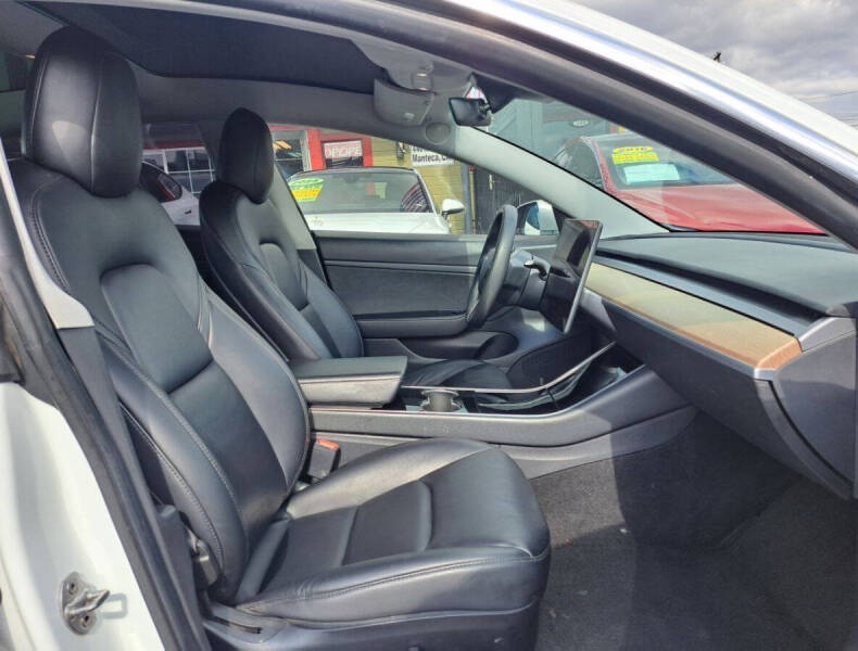 2020 Tesla Model 3 Standard Range Plus