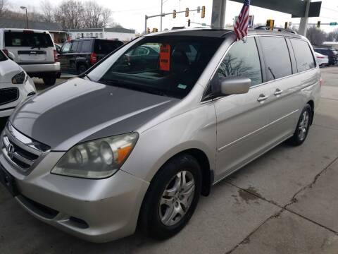 2006 Honda Odyssey for sale at SpringField Select Autos in Springfield IL