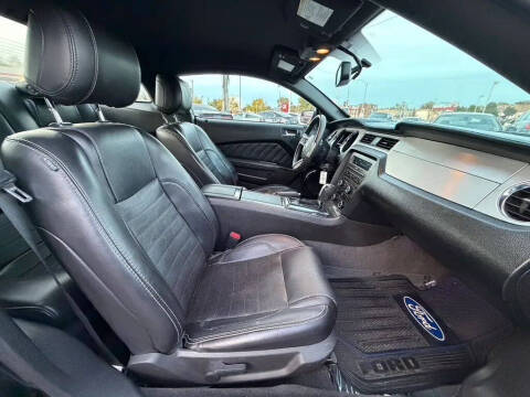 2013 Ford Mustang V6 Premium