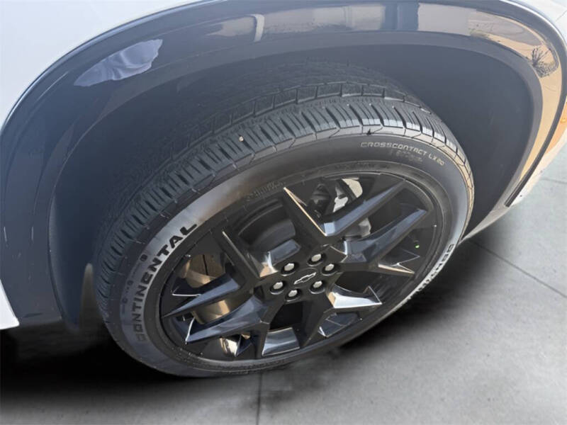 2025 Chevrolet Traverse RS