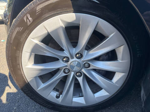 2017 Tesla Model S 75