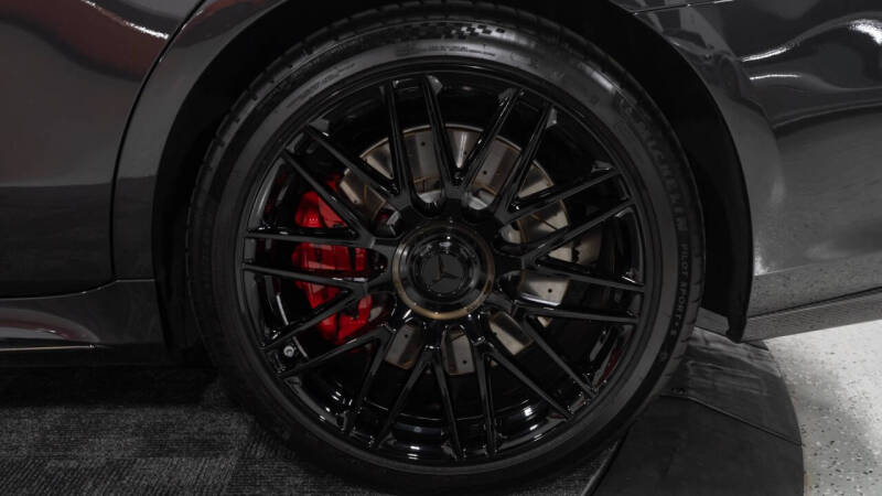 2025 Mercedes-Benz S-Class AMG S 63 E Performance