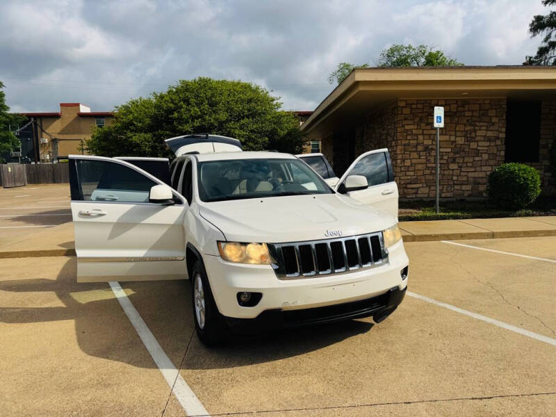 2011 Jeep Grand Cherokee Laredo
