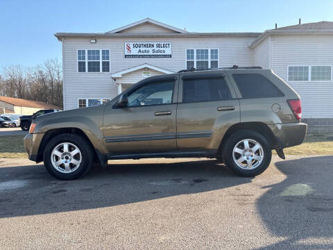 2008 Jeep Grand Cherokee for sale at SOUTHERN SELECT AUTO SALES in Medina OH