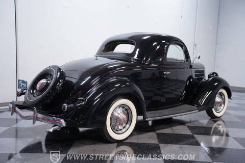 1936 Ford Deluxe